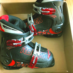 Roces 6 in 1 - A ski boot that grows with your kid